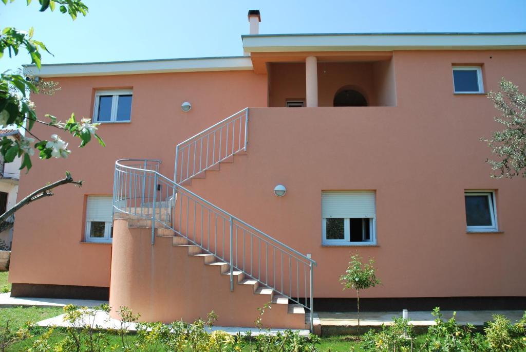 Apartments Luna Sukosan Ruang foto